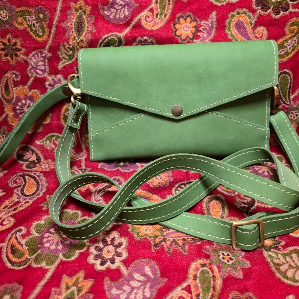 🏜️Portland Leather Goods Modified Envelope Crossbody in Succulent Brush Leather